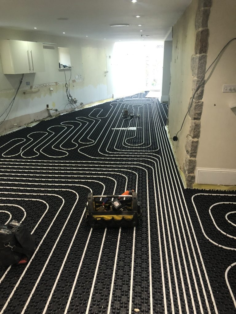 Underfloor heating pipe installation