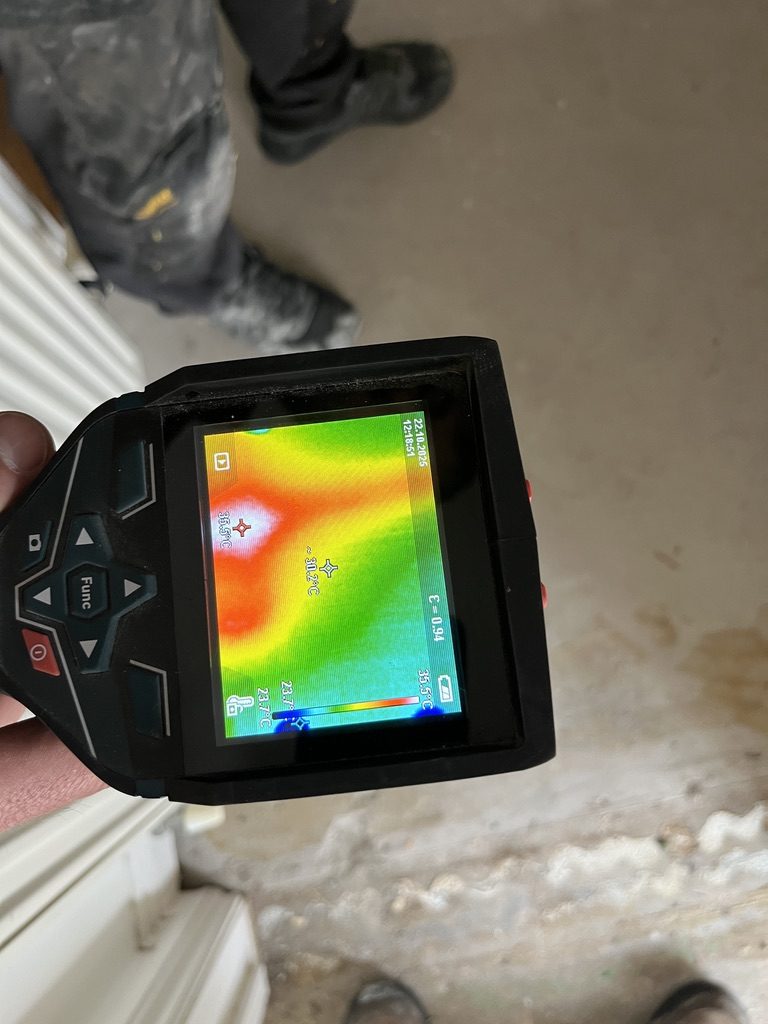 Thermal imaging camera display